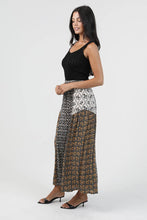 B3726-AA04 TIE WAIST WIDE LEG PANTS WITH LACE: Black / M