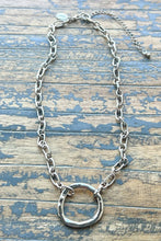 Gretchen Necklace in Silver
