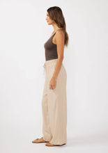 Ruffled Waist Washed Linen Cotton Wide-Leg Pants: Sand