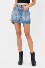 Medium Light Button Zip