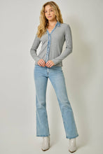 60719 Washed Thermal Button Down Top: Melange Grey / Large