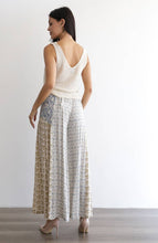 B3726-AA04 TIE WAIST WIDE LEG PANTS WITH LACE: Black / S