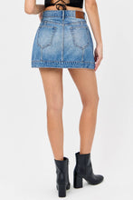 Medium Light Button Zip