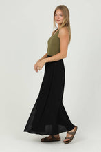 B6A55-ASIS DOUBLE SLIT MAXI SKIRT: White / S