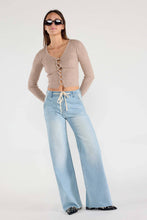 Light Wide Relaxed String Jeans