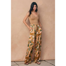 Dune Deco Drawstring Wide Leg Pants: BLUSHED STONE / S-M-L