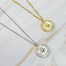 Shine Compass Open Locket Pendant Necklace: Silver