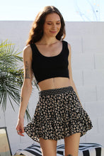 RUFFLE SKORT: MEDIUM