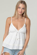 C2C99-ASIS LACE TRIM TIERED CAMI TANK TOP WITH TIE: DESERT SAGE / M