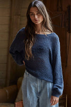 W1106 | Sweater Knit Crochet Round Neck Long Sleeve Top: Jade Green / Small