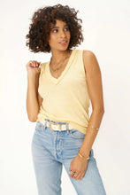 Rue V-neck Butter Yellow