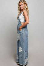 Crochet Contrast Patch Detail Chest Pocket Woven Overalls: INDIGO / L