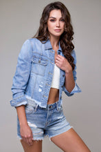 Light Wash Frayed Fitted Jacke