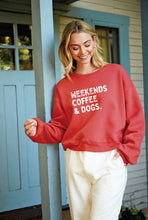 WEEKENDS COFFEE AND DOGS  Mid Graphic Sweatshirt: HEATHER DUST / M