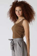 RIB KNIT TANK: COCOA BROWN