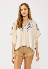 Blossom Breeze Stitch Top