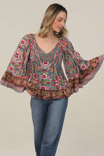 C2584-A928 V NECK SMOCKED BUST WIDE FLARE BELL SLEEVE PRINTE: MULTI / M