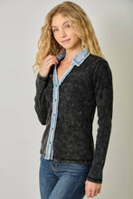 60719 Washed Thermal Button Down Top: Melange Grey / Small