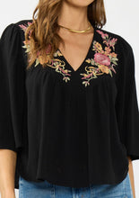 Embroidered Yoke V-Neck Top: BLACK/DUSTY ROSE / S