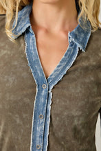 60719 Washed Thermal Button Down Top: Melange Grey / Small
