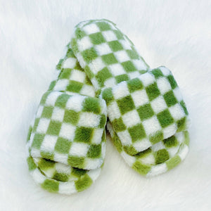 Luxe Lounge Checker Cozy Slipper: Sweet Brown / S/M