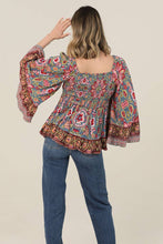 C2584-A928 V NECK SMOCKED BUST WIDE FLARE BELL SLEEVE PRINTE: MULTI / M