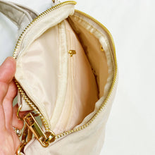 Fringed Or Not Sling Bag: Alpaca