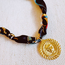 Luxe Print Medallion Pendant Scarf Necklace: Black