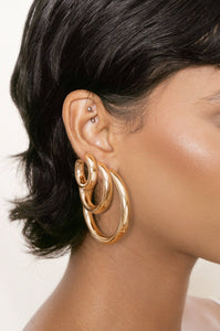 Medium Thick Classic Hoops: 18k Gold Plated / One Size