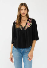 Embroidered Yoke V-Neck Top: BLACK/DUSTY ROSE / L
