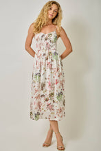 61726 Smocked Nature Print Midi Dress: Black / Small