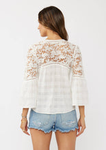 Button Down Crochet Lace Tie Front Top: Off-White / L