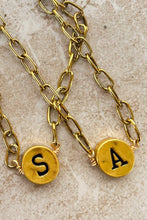 Circle Initial Pendant Necklace Gold: L