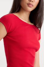 Crimson Rose Short Sleeve
