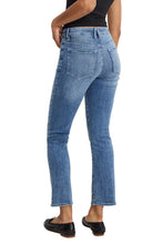 Good Legs Straight Light Blue 1154