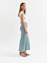 Valley Girl Crop daze denim