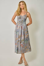 61726 Smocked Nature Print Midi Dress: Black / Large