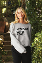 WEEKENDS COFFEE AND DOGS  Mid Graphic Sweatshirt: HEATHER DUST / M