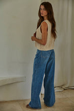 Sand V-Neck Vest
