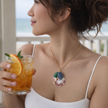 Coastal Charm Shell Pendant Necklace – Natural Stone & Gold Accent