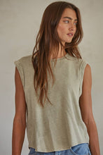 Keeper Top Light Olive