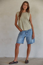 Keeper Top Light Olive