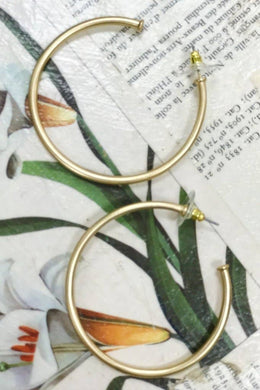 The Best Of Hoops Earrings: Matte Gold