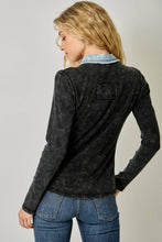 60719 Washed Thermal Button Down Top: Melange Grey / Small