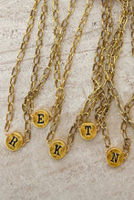 Circle Initial Pendant Necklace Gold: L