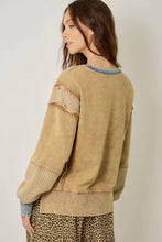 61618 Mixed Media Washed Sweatshirt: Vintage White / Large