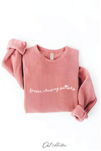 FOREVER CHASING SUNSETS  Graphic Sweatshirt: VINTAGE WHITE LONG SLEEVE / M