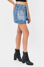 Medium Light Button Zip