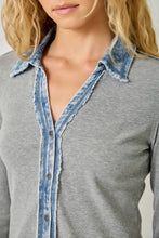 60719 Washed Thermal Button Down Top: Melange Grey / Large