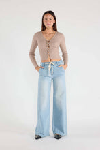 Light Wide Relaxed String Jeans